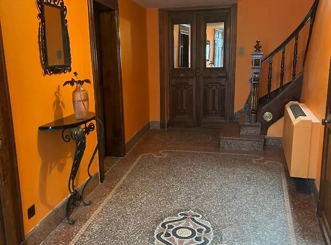 Maison D'Hotes De La Prison En Toutes Libertes