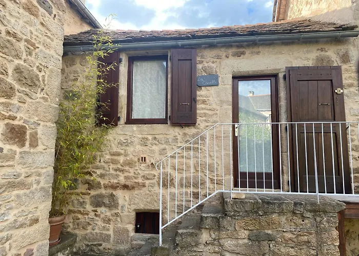 Les Caselles - Gite, Table Et Chambres D'Hotes