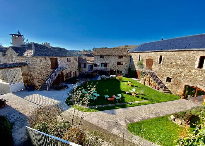 Les Caselles - Gite, Table Et Chambres D'Hotes